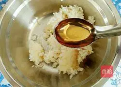 Illustration of how to make crab stick sushi 6