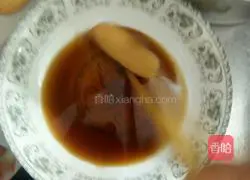 Illustration of how to make tiramisu 12