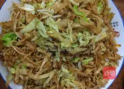 Illustration of making fried cabbage pancakes 6