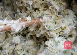 Sophora Flower Egg Pancake Recipe Illustration 4