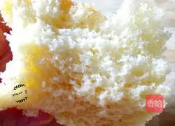 Illustration of how to make eight-inch sponge cake (whipped whole eggs) 15