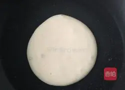 Baking powder-free and oil-free strawberry waffle recipe illustration 8