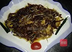 Illustration of how to make fried egg pancakes 4