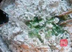 Illustration of how to make Caotou Shaobing 4