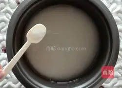 Illustration of how to make radish sushi roll 2