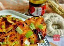 Illustration of how to make home-style sauce pancake 19