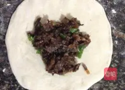 Illustration of how to make prunes and vegetable pancakes 6