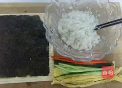 Illustration of how to make sushi 6