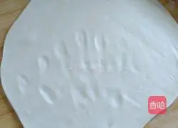 Illustration of how to make scallion pancakes 3