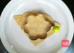 Illustration of how to make egg breakfast cake 9