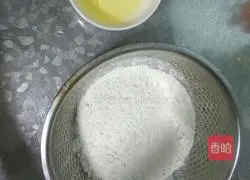 Illustration of how to make egg pancakes 1