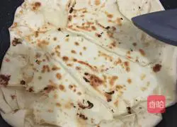 Illustration of making sauce-flavored pancake 9