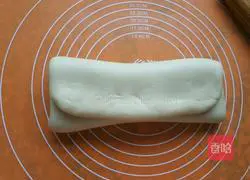 Illustration of how to make flower cake 8