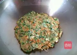 Illustration of how to make Chinese toon egg cake 8