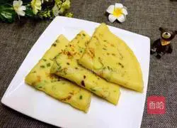 How to make cucumber and scallion egg pancakes Illustration 11