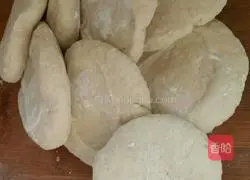 Illustration of making lettuce cake 7