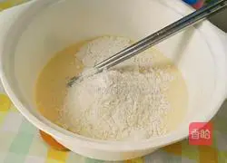Illustration of how to make milk and egg pancakes 5