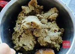 Illustration of how to make mung bean cake 3