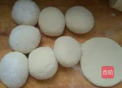 Milk Lotus Leaf Cake Recipe Illustration 4