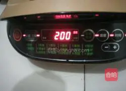 Illustration of how to make egg pancakes 9