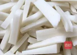 Illustration of how to make fried rice cakes with eggs 3