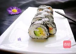 Illustration of how to make grilled chicken sushi rolls 19