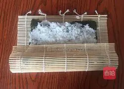 Illustration of how to make egg-skin sushi 5