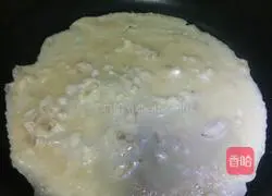 Illustration of how to make banana pancakes 3