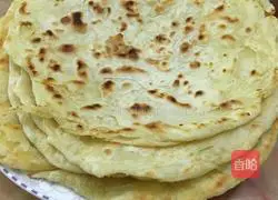 Illustration of how to make pancakes 12