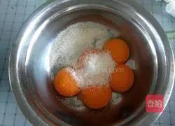 Illustration of how to make chiffon cake 5