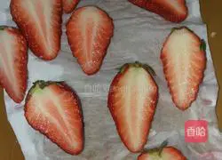 Illustration of how to make fruit cream cake 7