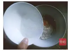 Illustration of how to make egg pancakes 4