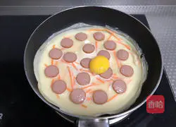 Illustration of how to make ham omelette 9