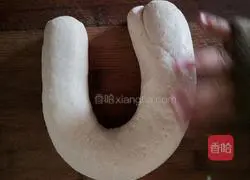 Illustration of making glutinous rice and bean paste cake 5