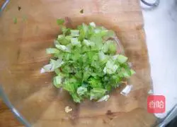 Illustration of how to make scallion pancakes 3