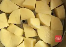 Potatoes Illustration of how to make pancakes 1