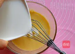 Illustration of how to make egg soft cake 6