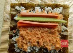 Illustration of how to make sushi 5