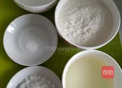 Illustration of how to make rose flower cake 2