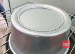 Illustration of how to make chiffon cake for the first time 13