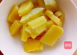 Illustration of how to make bacon potato pancakes 4