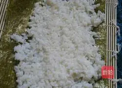 Tuna Corn Sushi Recipe Illustration 5