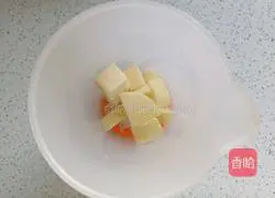 Rice Apple Waffles Recipe Illustration 5