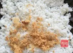 Illustration of how to make banana sushi 4