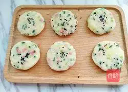 Illustration of how to make pan-fried potato pancakes 9