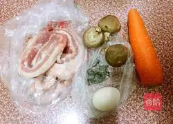 Illustration of how to make pan-fried pork cakes 1