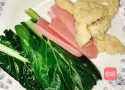 Illustration of how to make ham hand cake 1