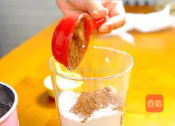 Illustration of how to make cocoa Baumkuchen 2