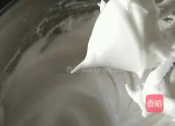 Illustration of how to make cream cake roll 3