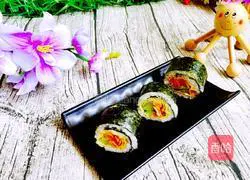 Illustration of how to make homemade sushi rolls 11